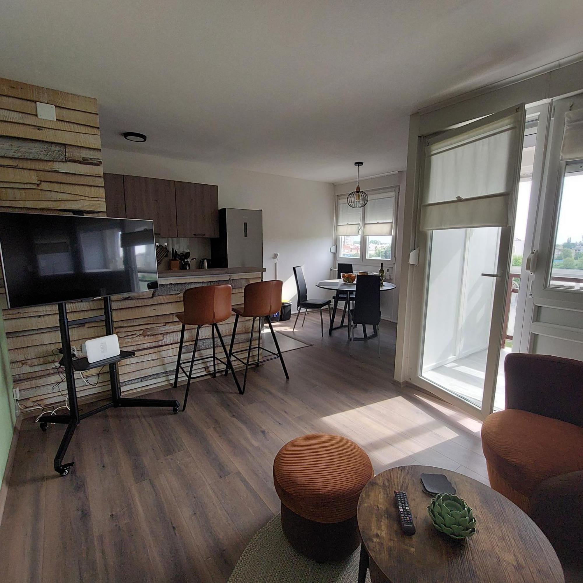 Apartman Ela Karlovac Exterior photo
